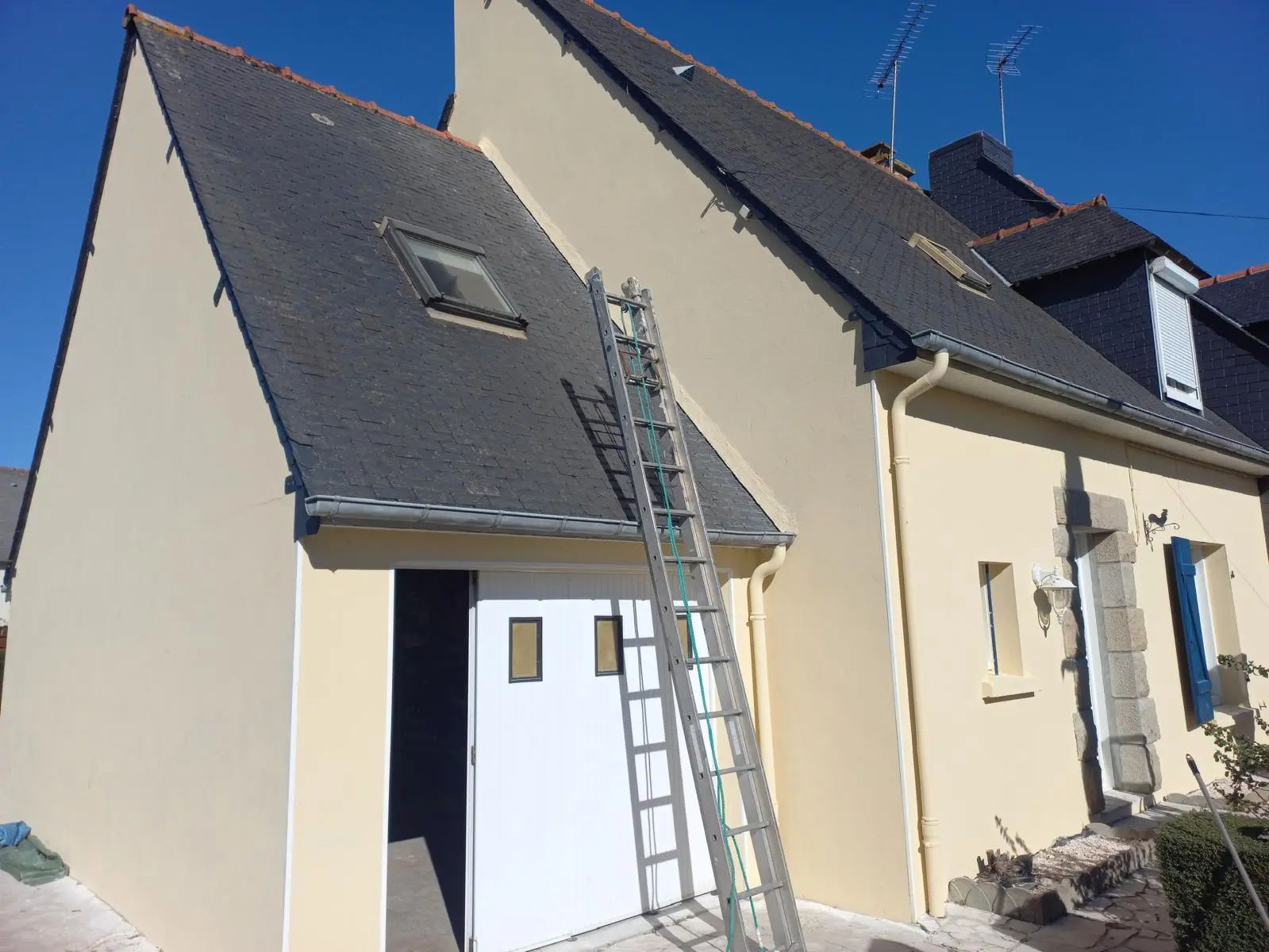 Rénovation toiture Rennes pour protéger votre habitation